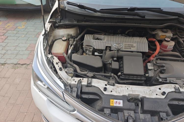 Used Toyota Corolla 2017 Revised Dual-Engine 1.8L E-CVT Elite Edition Engine Bay Right
