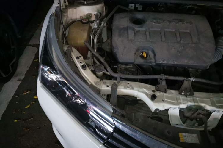 Used Toyota Corolla 2017 Revised Version 1.6L S-CVT GL Engine Bay Right