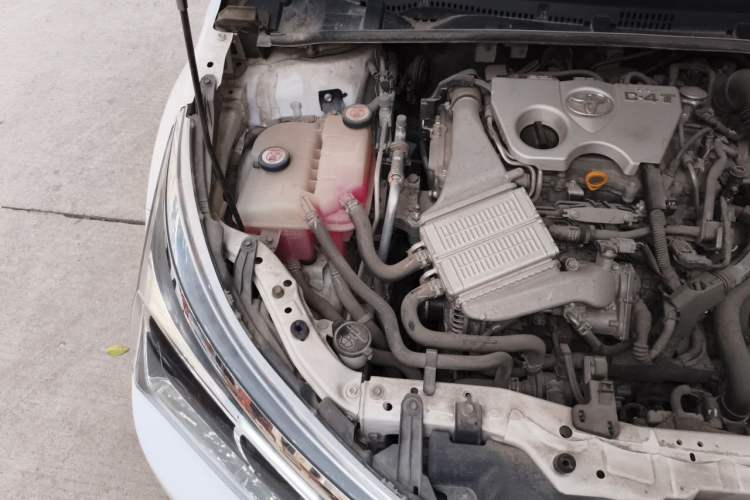 Used Toyota Corolla 2017 Revised Version 1.2T S-CVT GL-i Engine Bay Right