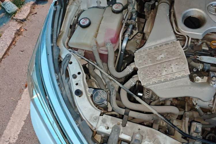 Used Toyota Corolla 2017 Revised Version 1.2T S-CVT GL Engine Bay Right