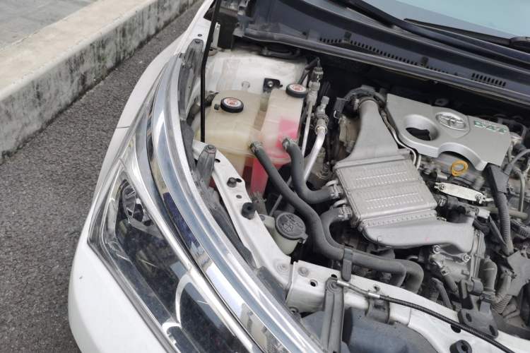 Used Toyota Corolla 2017 Revised Version 1.2T S-CVT GL-i Engine Bay Right
