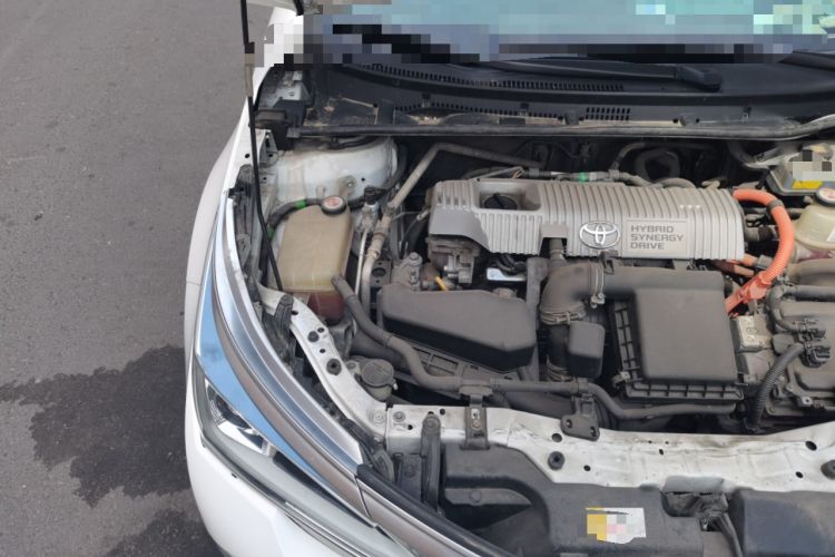 Used Toyota Corolla 2017 Revised Dual-Engine 1.8L E-CVT Leading Edition Engine Bay Right