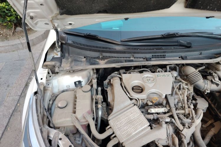 Used Toyota Corolla 2017 Revised Version 1.2T S-CVT GL-i Engine Bay Right
