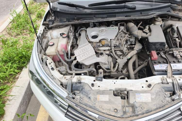 Used Toyota Corolla 2017 1.2T CVT GL-i Engine Bay Right
