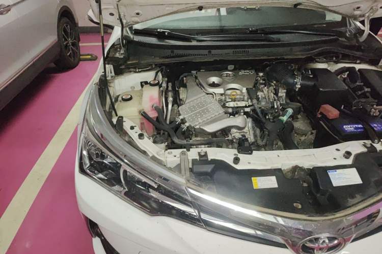 Used Toyota Corolla 2017 Revised Version 1.2T S-CVT GL Engine Bay Right
