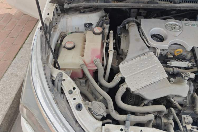 Used Toyota Corolla 2017 1.2T Manual GL Engine Bay Right