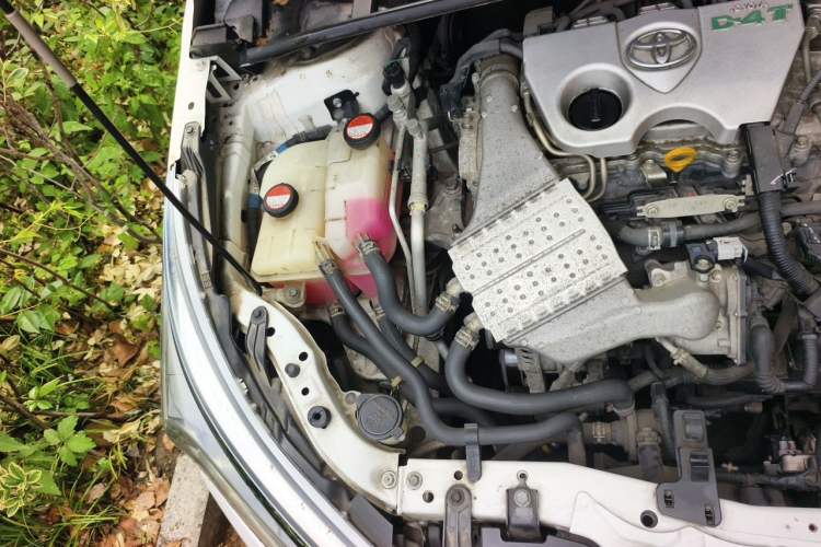 Used Toyota Corolla 2017 1.2T CVT GL-i Engine Bay Right