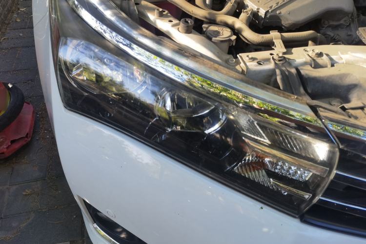 Used Toyota Corolla 2017 1.2T CVT GL-i Engine Bay Right