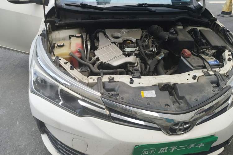 Used Toyota Corolla 2017 Revised Version 1.2T S-CVT GL Engine Bay Right