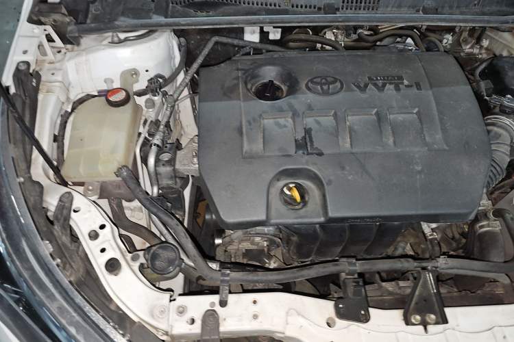 Used Toyota Corolla 2017 1.6L CVT GL Engine Bay Right