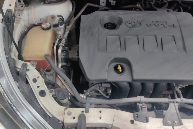 Used Toyota Corolla 2017 Revised Version 1.6L S-CVT GL Engine Bay Right