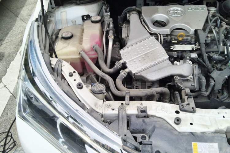 Used Toyota Corolla 2017 Revised Version 1.2T S-CVT GL Engine Bay Right