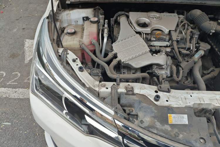 Used Toyota Corolla 2017 Revised Version 1.2T S-CVT GL Engine Bay Right