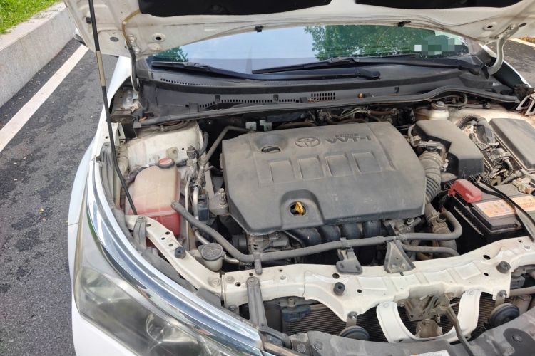 Used Toyota Corolla 2017 Revised Version 1.6L S-CVT GL Engine Bay Right