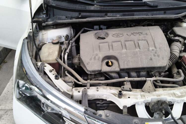 Used Toyota Corolla 2017 Revised Version 1.6L S-CVT GL Engine Bay Right