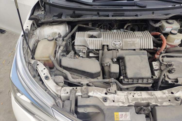 Used Toyota Corolla 2017 Revised Dual-Engine 1.8L E-CVT Leading Edition Engine Bay Right