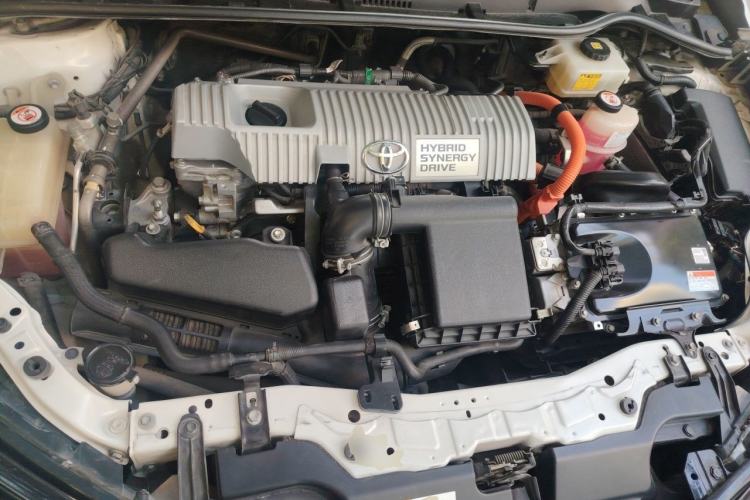 Used Toyota Corolla 2017 Revised Dual-Engine 1.8L E-CVT Leading Edition Engine Bay