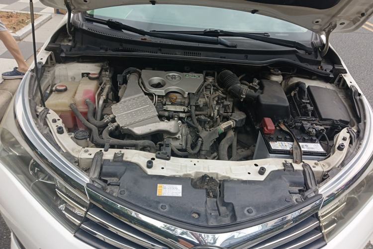 Used Toyota Corolla 2017 1.2T CVT GL Engine Bay