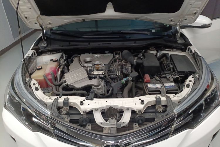 Used Toyota Corolla 2017 Revised Version 1.2T S-CVT GL Engine Bay