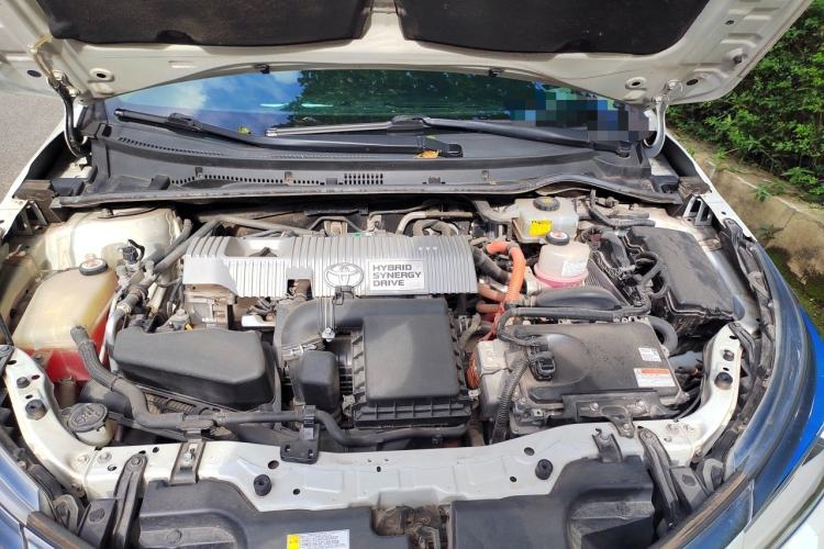 Used Toyota Corolla 2017 Revised Dual-Engine 1.8L E-CVT Elite Edition Engine Bay