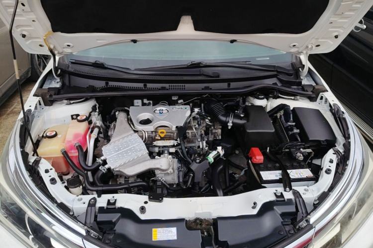 Used Toyota Corolla 2017 Revised Version 1.2T S-CVT GL Engine Bay