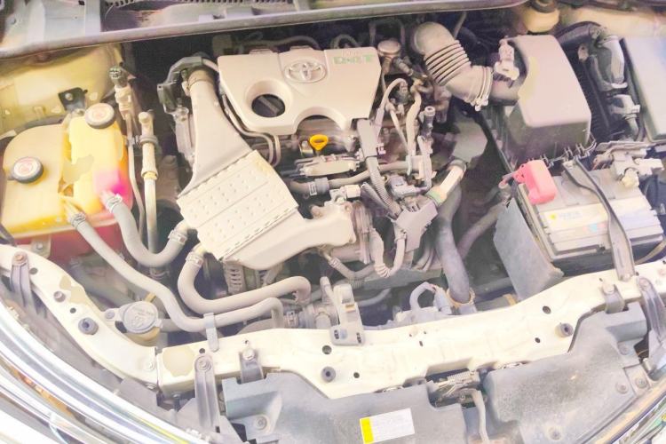 Used Toyota Corolla 2017 Revised Version 1.2T S-CVT GL Engine Bay