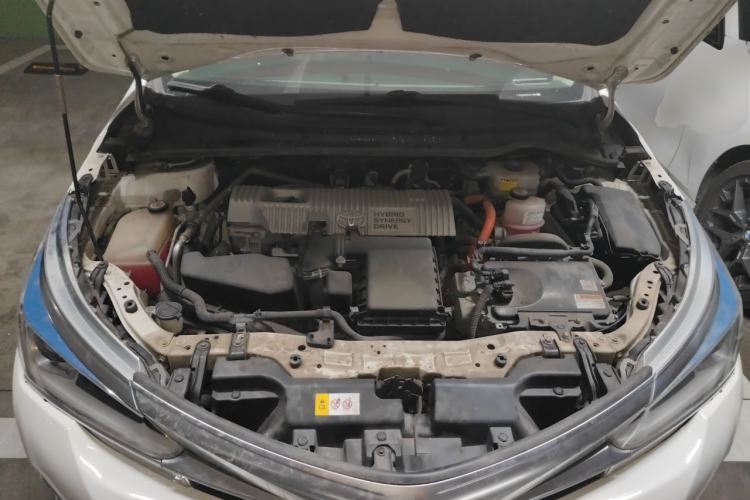 Used Toyota Corolla 2017 Revised Dual-Engine 1.8L E-CVT Leading Edition Engine Bay