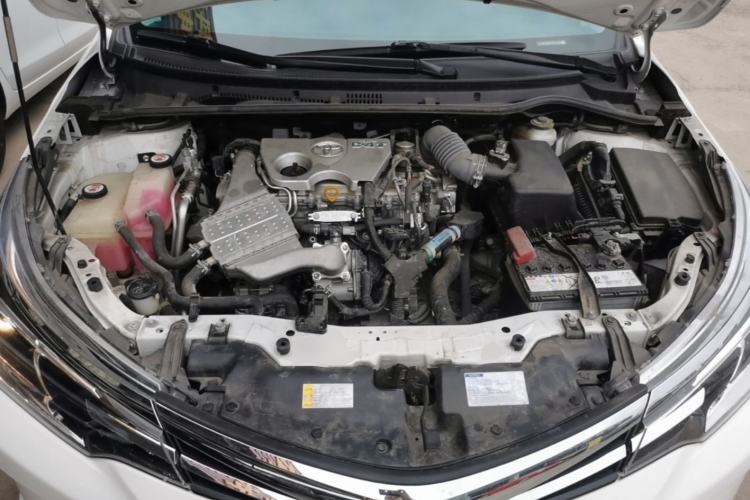 Used Toyota Corolla 2017 Revised Version 1.2T S-CVT GL-i Engine Bay