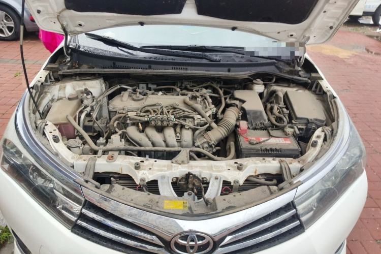 Used Toyota Corolla 2017 1.6L CVT GL Engine Bay