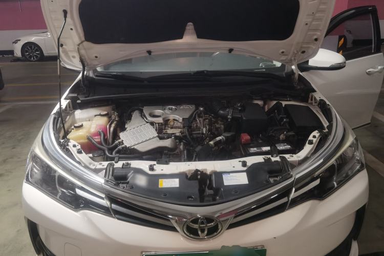 Used Toyota Corolla 2017 Revised Version 1.2T S-CVT GL-i Engine Bay