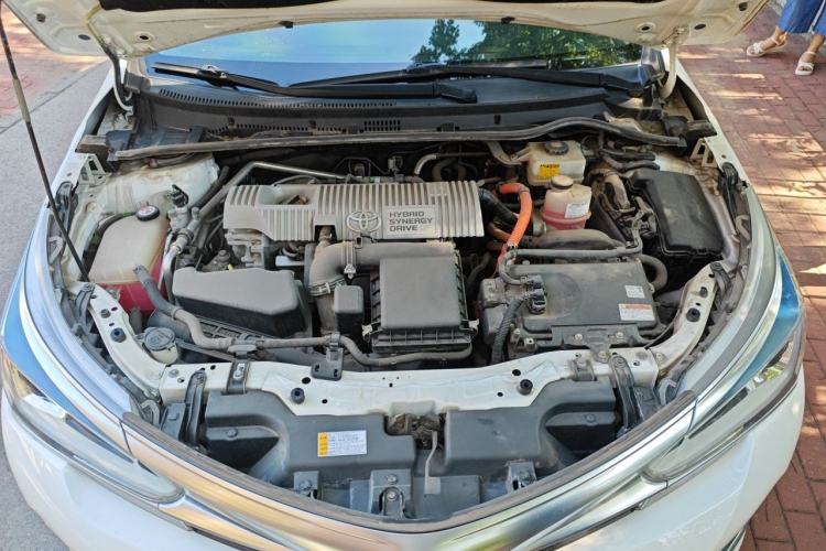 Used Toyota Corolla 2017 Revised Dual-Engine 1.8L E-CVT Leading Edition Engine Bay