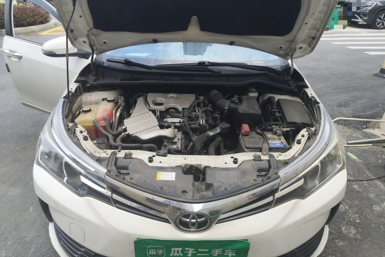 Used Toyota Corolla 2017 Revised Version 1.2T S-CVT GL Engine Bay