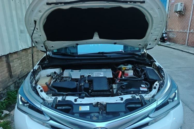 Used Toyota Corolla 2017 Revised Dual-Engine 1.8L E-CVT Elite Edition Engine Bay