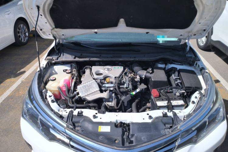 Used Toyota Corolla 2017 Revised Version 1.2T S-CVT GL-i Engine Bay