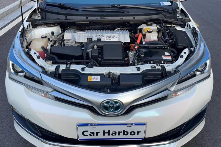Used Toyota Corolla 2017 Revised Dual-Engine 1.8L E-CVT Elite Edition Engine Bay