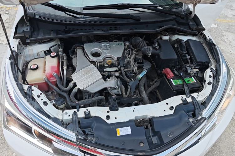 Used Toyota Corolla 2017 Revised Version 1.2T S-CVT GL Engine Bay