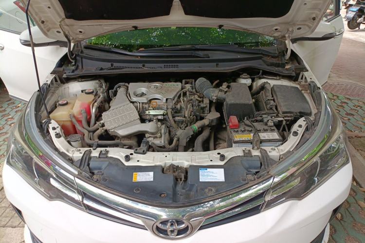 Used Toyota Corolla 2017 Revised Version 1.2T S-CVT GL-i Leather Edition Engine Bay