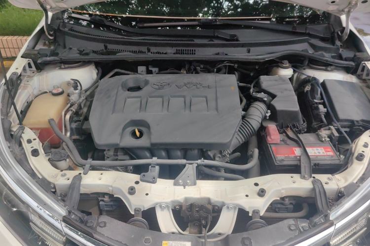 Used Toyota Corolla 2017 Revised Version 1.6L S-CVT GL Engine Bay