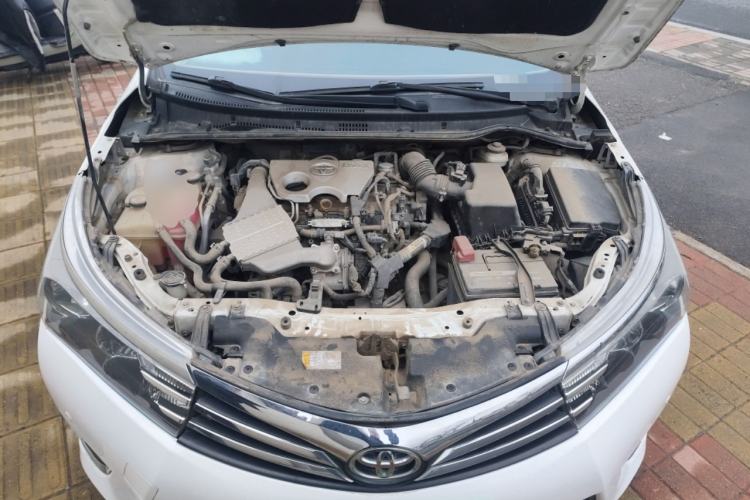 Used Toyota Corolla 2017 1.2T CVT GL-i Engine Bay