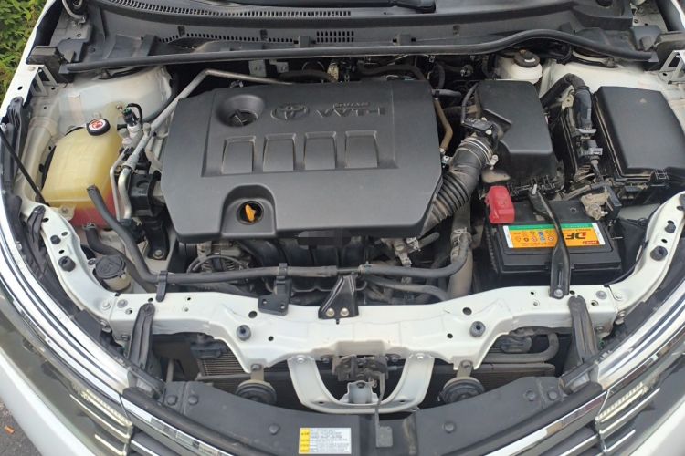 Used Toyota Corolla 2017 Revised Version 1.6L S-CVT GL Engine Bay