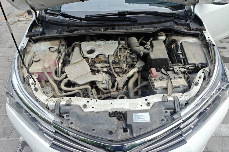 Used Toyota Corolla 2017 1.2T CVT GL Engine Bay
