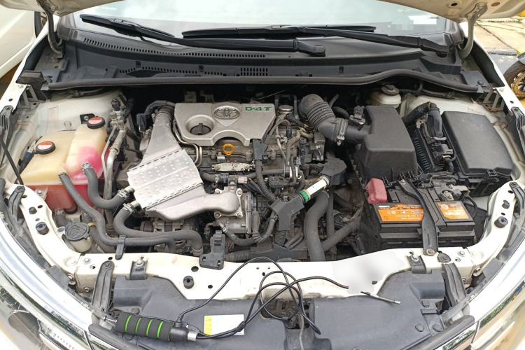 Used Toyota Corolla 2017 1.2T CVT GL Engine Bay