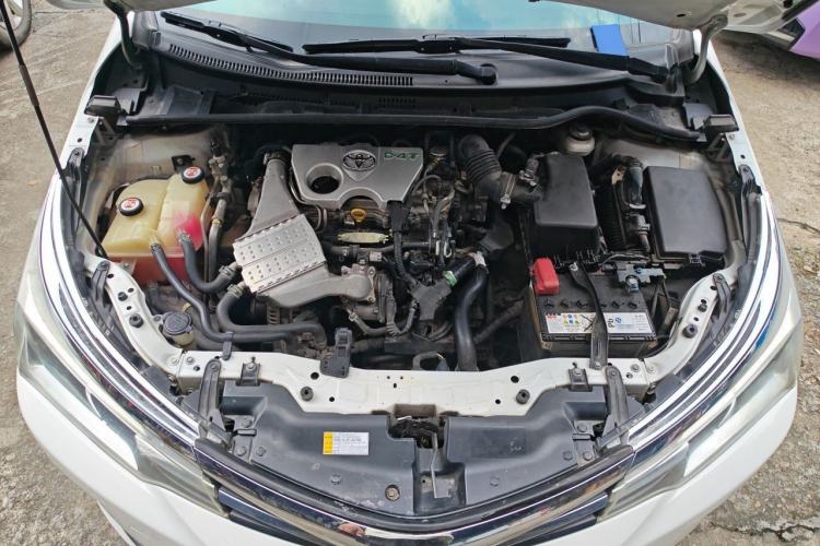 Used Toyota Corolla 2017 Revised Version 1.2T S-CVT GL-i Engine Bay