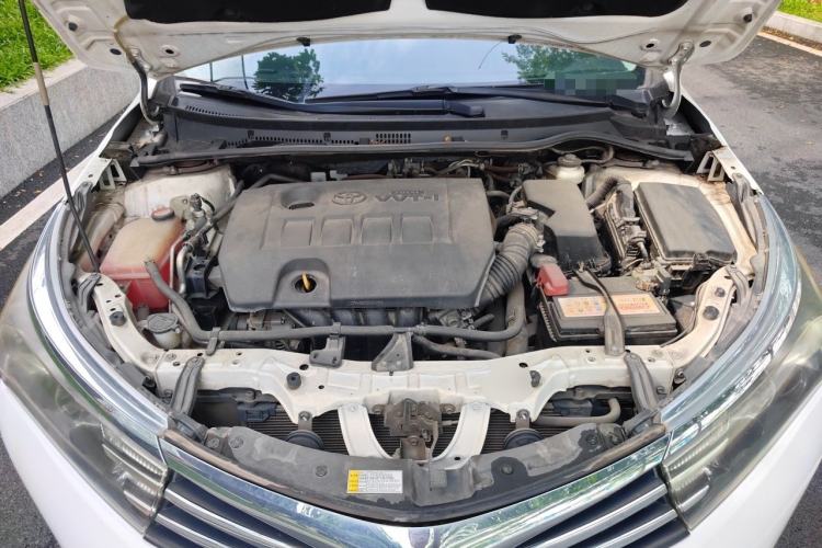 Used Toyota Corolla 2017 Revised Version 1.6L S-CVT GL Engine Bay