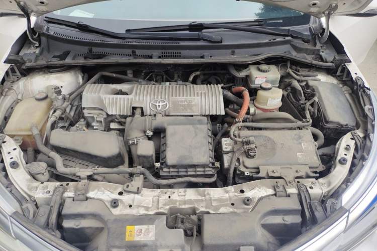 Used Toyota Corolla 2017 Revised Dual-Engine 1.8L E-CVT Leading Edition Engine Bay