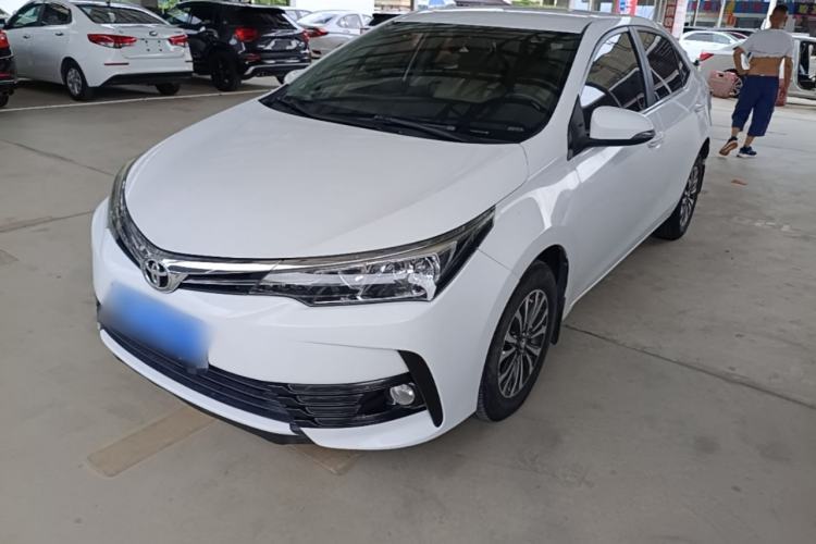 Used Toyota Corolla 2017 Revised Version 1.2T S-CVT GL Guazi used car, China used car export, Used car for sale, Used Toyota cars, Cheapest cars for sale