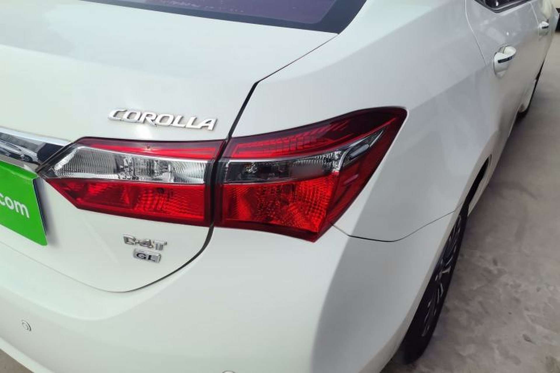 Used Toyota Corolla 2017 Revised Version 1.2T S-CVT GL Exterior 1
