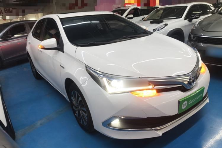 Used Toyota Corolla 2017 Revised Dual-Engine 1.8L E-CVT Leading Edition Exterior 1