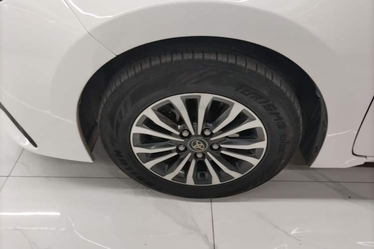 Used Toyota Corolla 2017 Revised Version 1.2T S-CVT GL-i Exterior 1