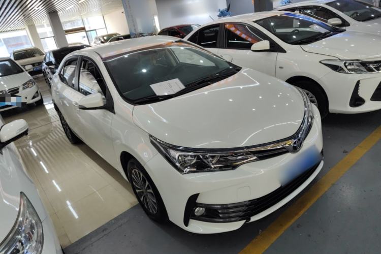 Used Toyota Corolla 2017 Revised Version 1.2T S-CVT GL Exterior 1